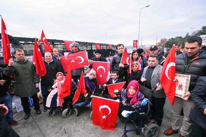 Bağcılarlı Engelliler Şehitler Tepesi’ni Ziyaret Etti