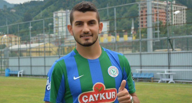 Antalyaspor, Eski Futbolcusu Emrah Başsan İle İlgilenmiyor