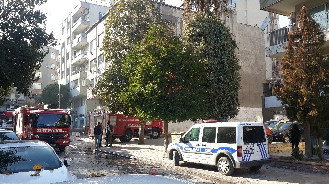 Madde Bağımlısı Genç İş Hanı Çatısını Ateşe Verdi