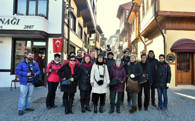 Temel Fotoğraf Eğitimleri Devam Ediyor