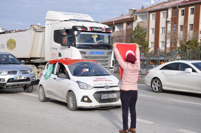 "Halep’e Yol Açın" Konvoyu Gölbaşı’nda Gözyaşlarıyla Karşılandı