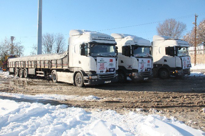 Elazığ’dan Halep’e 3 Tır Yardım