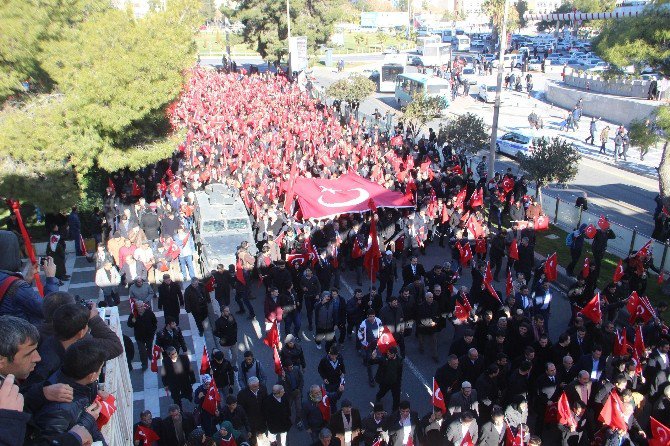 Şanlıurfa’da Binlerce Kişi Terörü Kınadı