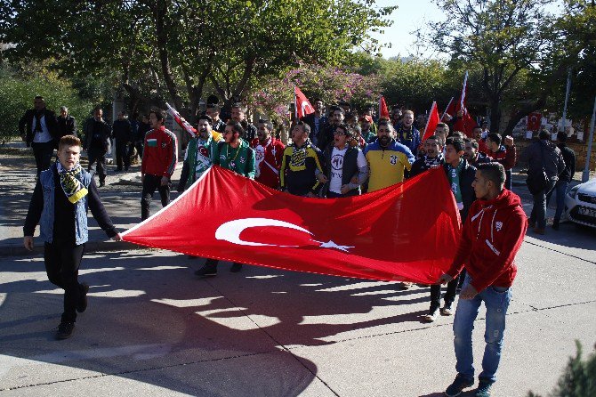 Aü Taraftar Gruplarından Terör Protestosu