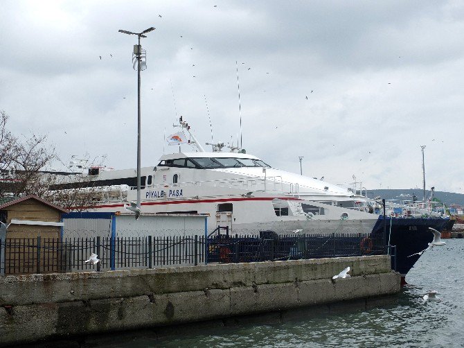 Deniz Otobüsü Fırtına Sebebiyle Geri Döndü