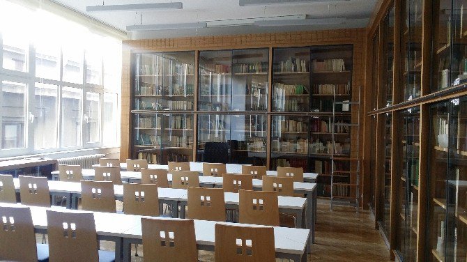 Belgrad Üniversitesi Şarkiyat Bölümünün 90’ıncı Yılına Tika’dan Anlamlı Hediye