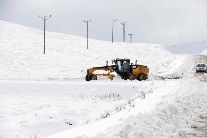 Malatya’da 208 Mahalle Yolu Kapalı