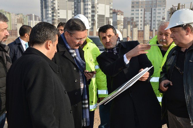 Gökçek, Eryaman Stadı İnşaatını Denetledi