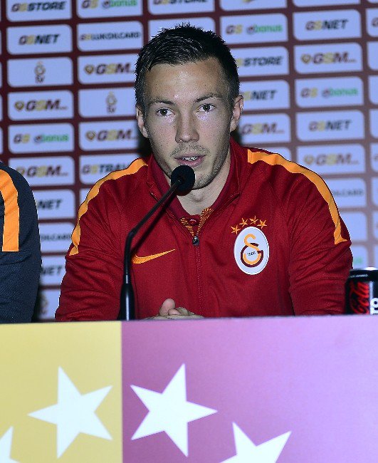 Martin Linnes: “Ocak Ayında Ayrılmayı Düşünmüyorum”