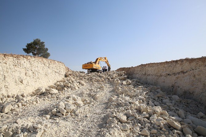 Haliliye Belediyesi 5 Mahallede 152 Yeni Yol Açtı