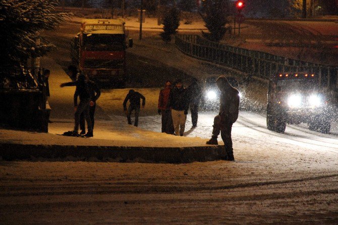 Karabük’te Kar Yağışı Hayatı Olumsuz Etkiliyor