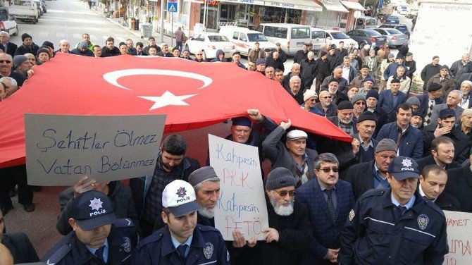 Kargı’da Terör Olayları Protesto Edildi