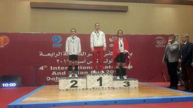 Yasemin Keskin’den 3 Bronz Madalya