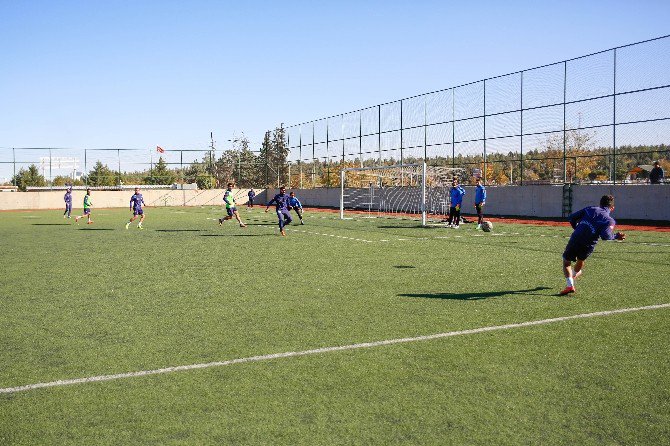 Şehitkamil Belediyespor Adıyaman 1954 Maçına Hazırlanıyor