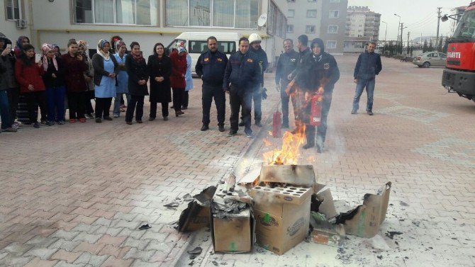 Kız Yurdunda Yangın Tatbikatı Düzenlendi