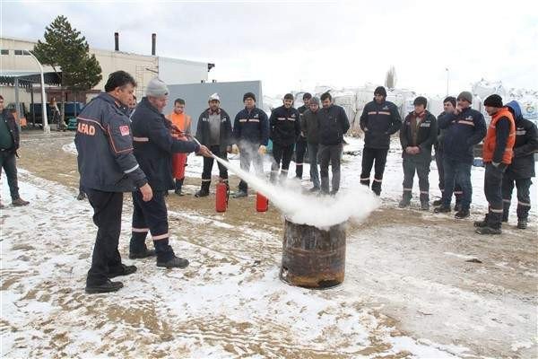 Afad Fabrika Çalışanlarına Acil Durum Ve Yangın Eğitimi Verdi