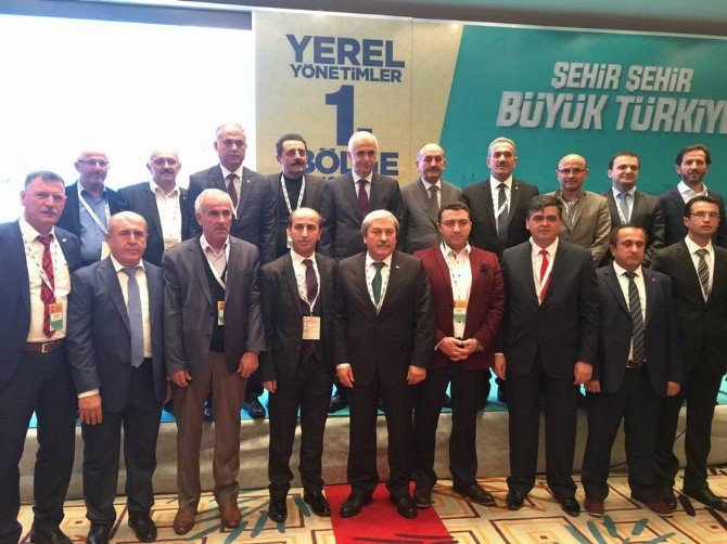 Belediye Başkanları Ak Parti Yerel Yönetimler Toplantısında