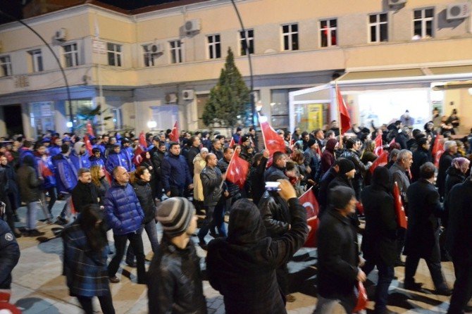 İstanbul’daki Terör Saldırısına Tepkiler