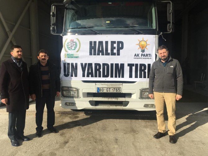 Ak Parti’den Halep’e 1 Tır Un Yardımı