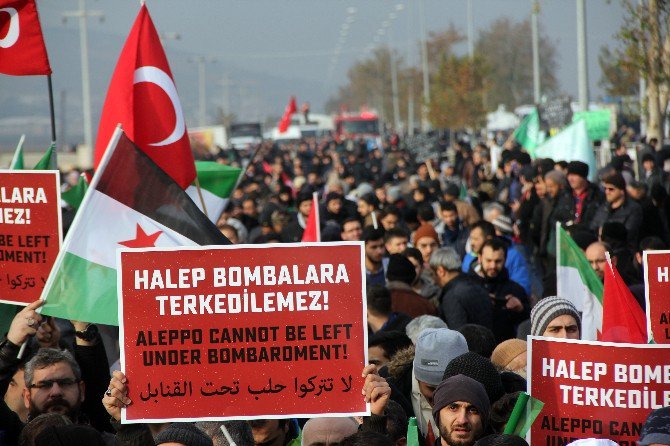 Reyhanlı’da Buluşan Binlerce Kişi Halep’teki Katliama ‘Dur’ Dedi