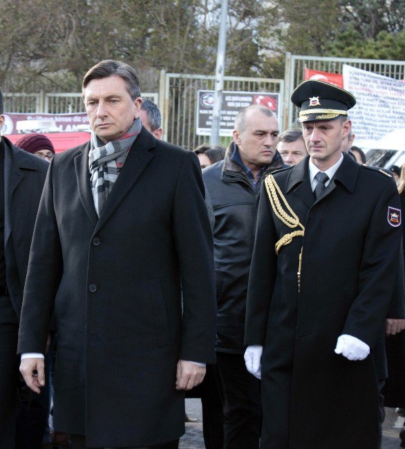 Slovenya Cumhurbaşkanı Pahor, Şehitler Tepesi’ni Ziyaret Etti