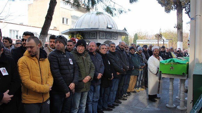 Tayland’ta Hayatını Kaybeden Kuşadalı Aşçı Toprağa Verildi