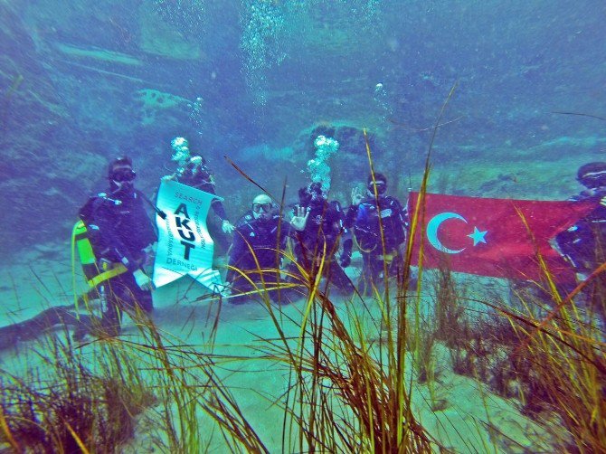 Akut Eskişehir Ekibi Sualtı Eğitimlerini Sürdürüyor