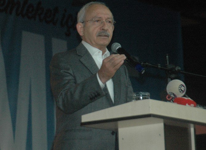 Kılıçdaroğlu Gençlerle Buluştu