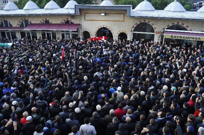 Kayseri Şehidi Son Yolculuğuna Uğurlandı