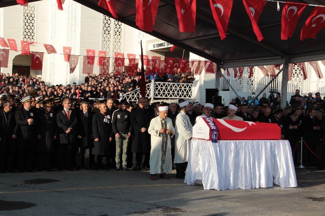 Kayseri Şehidi İstanbul’da Son Yolculuğuna Uğurlandı