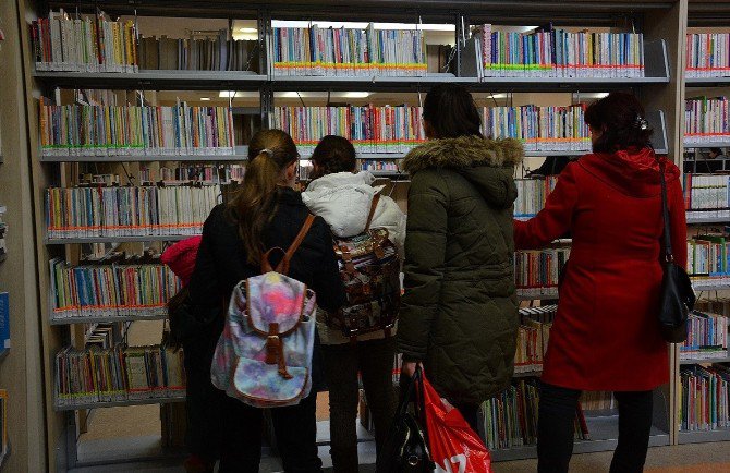 İstanbul’un En Çok Ziyaret Edilen Halk Kütüphanesi Büyükçekmece’de