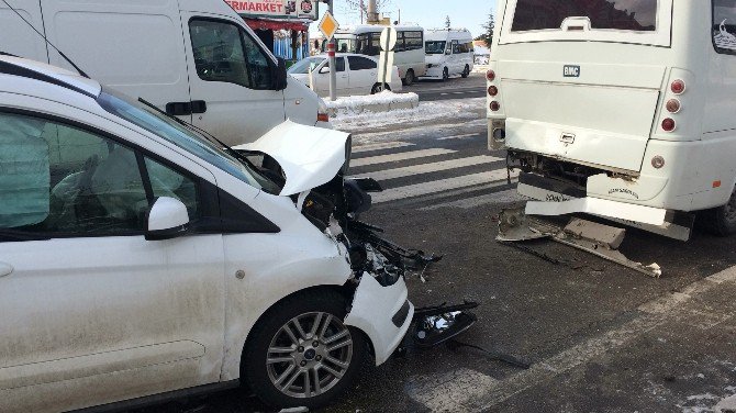 Elazığ’da Trafik Kazası: 6 Yaralı