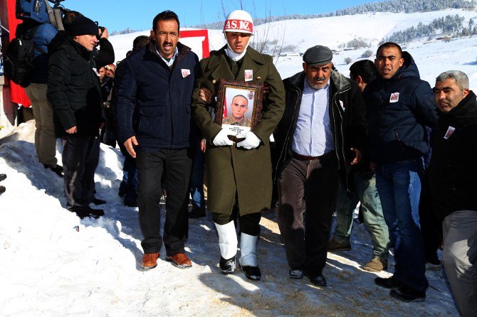 Erzurum, Şehidini Son Yolculuğuna Uğurladı