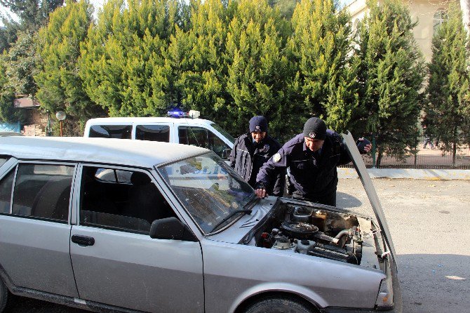 Gaziantep’te Bomba Yüklü Araç Alarmı