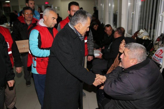 Melikgazi Belediyesi, Tedavi Gören Gazi Yakınlarının Ulaşım, Konaklama Ve Yemek İhtiyaçlarını Karşılayacak