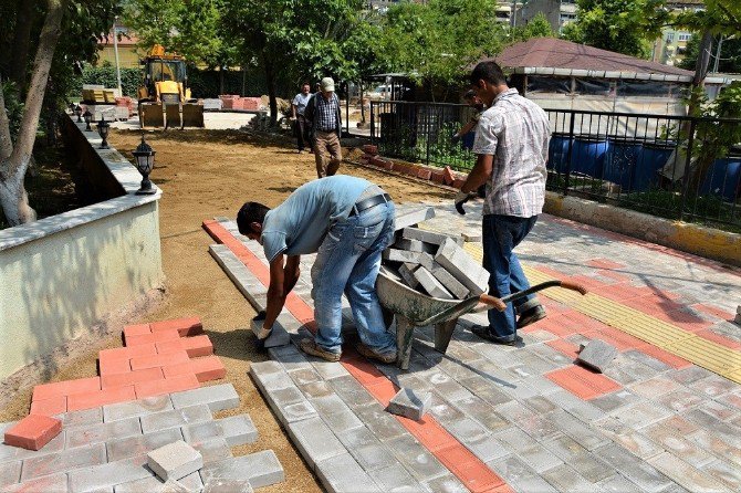 Körfez Sokakları İlçenin Ürettiği Parkelerle Güzelleşiyor