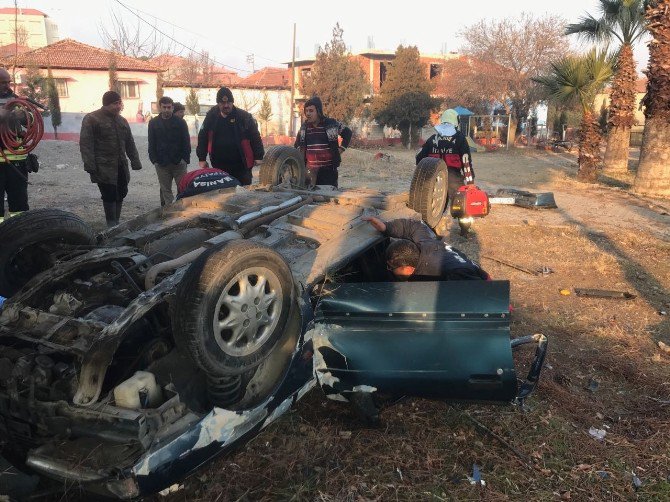 Manisa’da Takla Atan Otomobilin Sürücüsü Öldü