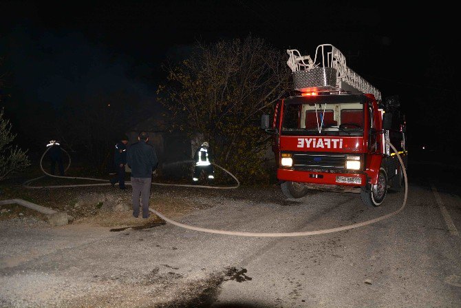 Ortaca’da Odunluk Yangını