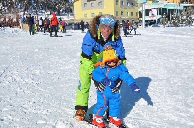 Sarıkamış Kayak Merkezi Hafta Sonu Doldu Taştı