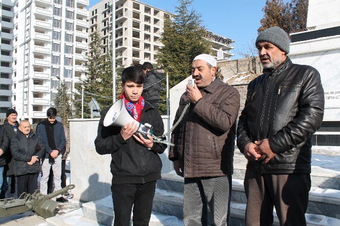 Niğde’de Şehitler İçin Yürüyüş Düzenlendi