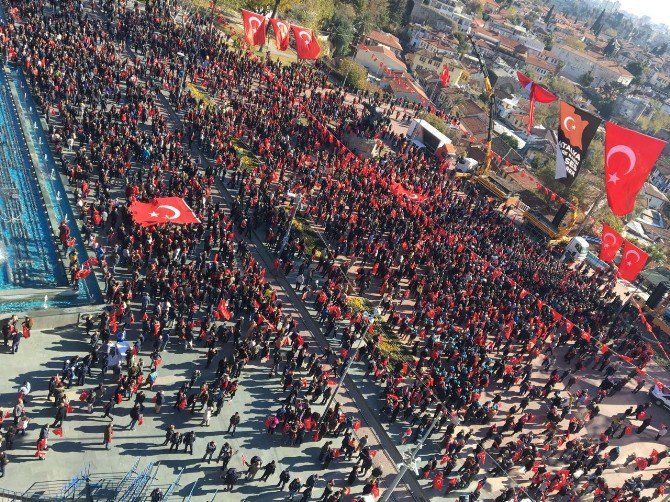 Yurdun Dört Bir Yanında ’Teröre Lanet’ Yürüyüşleri