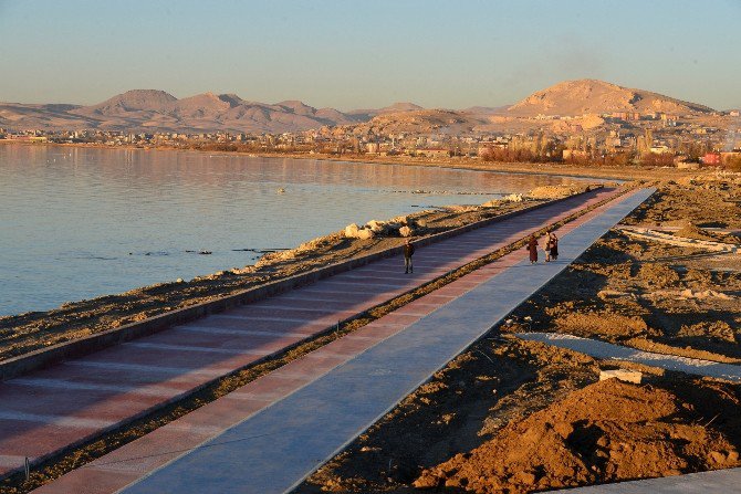 Tuşba Belediyesinin Projeleri Hayat Buluyor