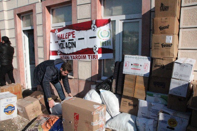 Halep’e Bilecik’ten İlk Yardım Tır’ Yola Çıktı