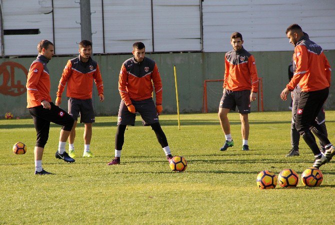 Adanaspor’da Medipol Başakşehir Mesaisi Başladı