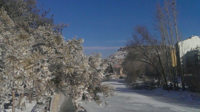 Çoruh Nehri Buz Tuttu