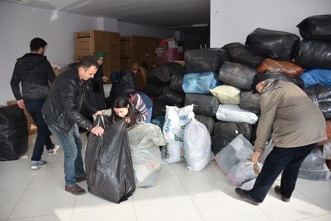 Dursunbey’de Halep İçin Yardım Kampanyası