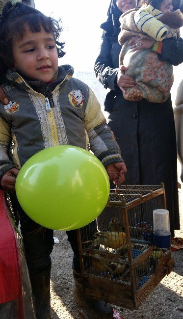 Halep’te Tahliyeler Devam Ediyor