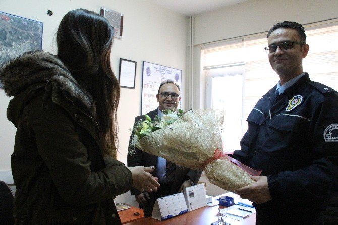 Liseli Gençlerden Güvenlik Güçlerine Taziye Ziyareti