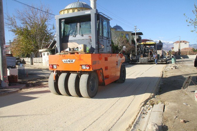 Sarıgöl 4 Eylül Caddesi Yenileniyor