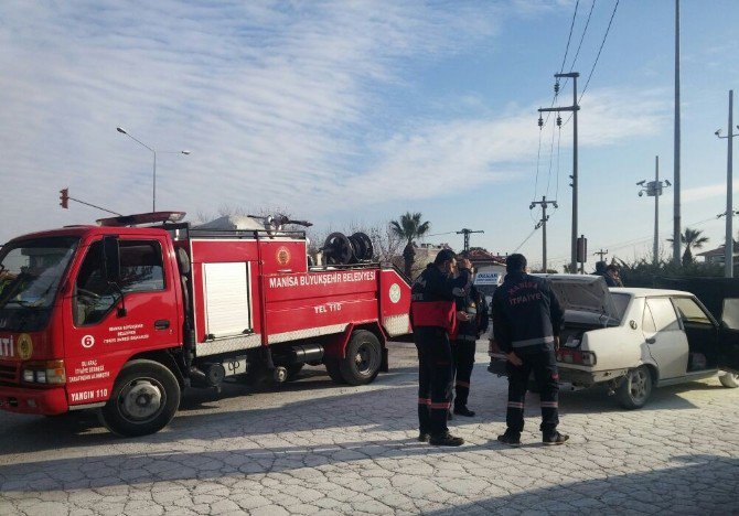 Seyir Halindeki Otomobil Alev Aldı